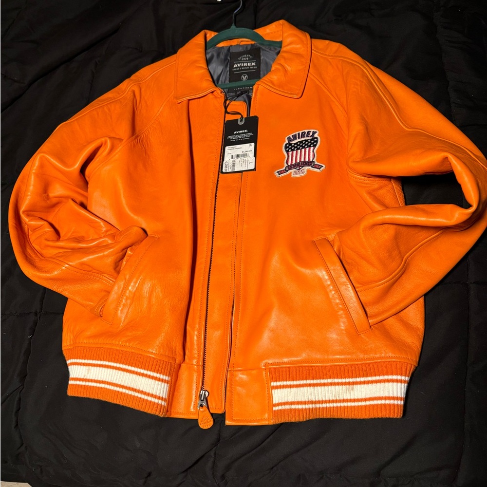 - Avirex men’s icon jacket leather